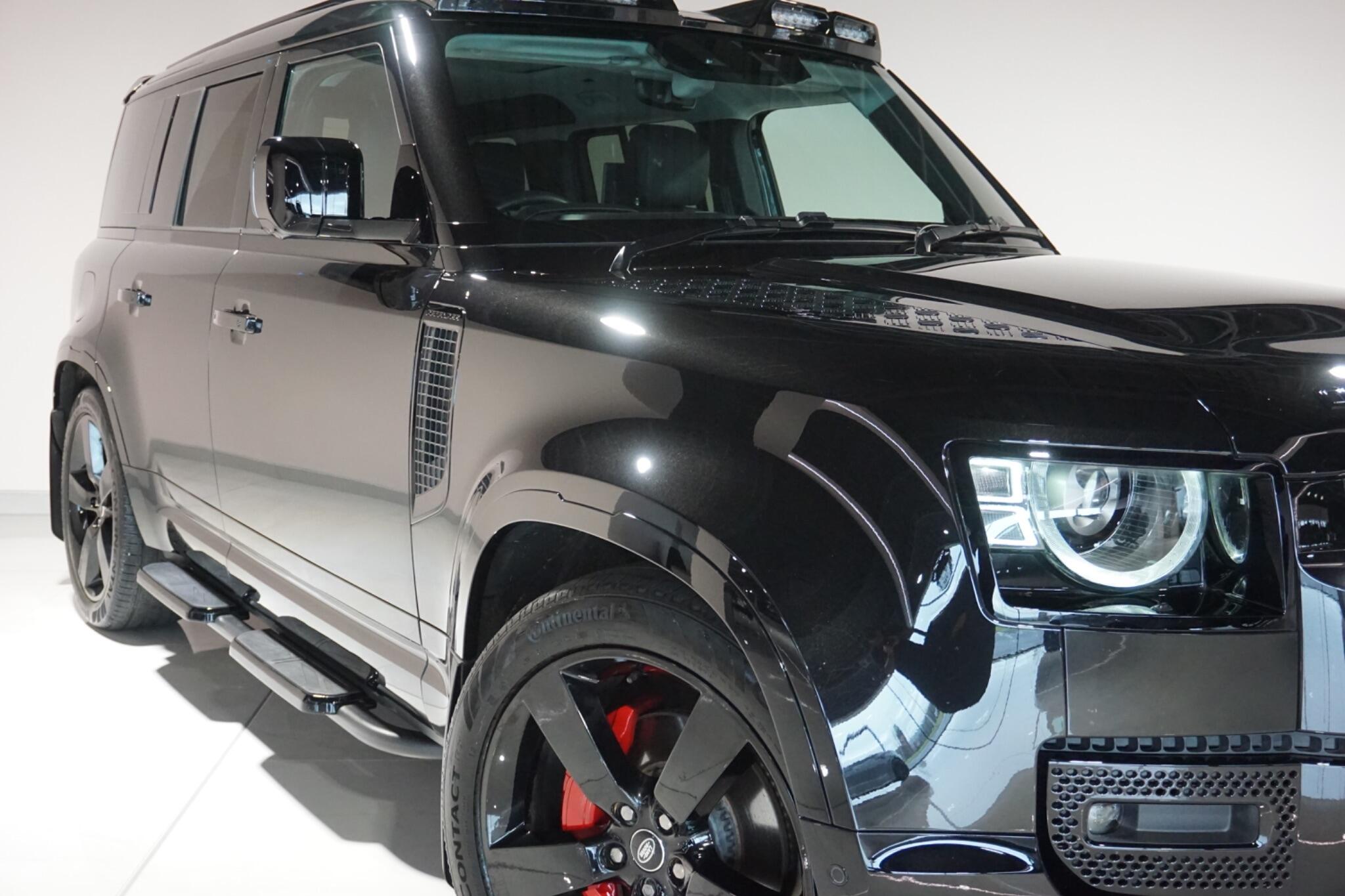 Land Rover Defender 110 3.0 D350 MHEV X-Dynamic HSE SUV 5dr Diesel Auto 4WD Euro 6 (s/s) (350 ps)